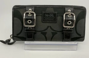Coach Wallet Black Women’s With Double Buckle Design Zip Close - Bild 1 von 9