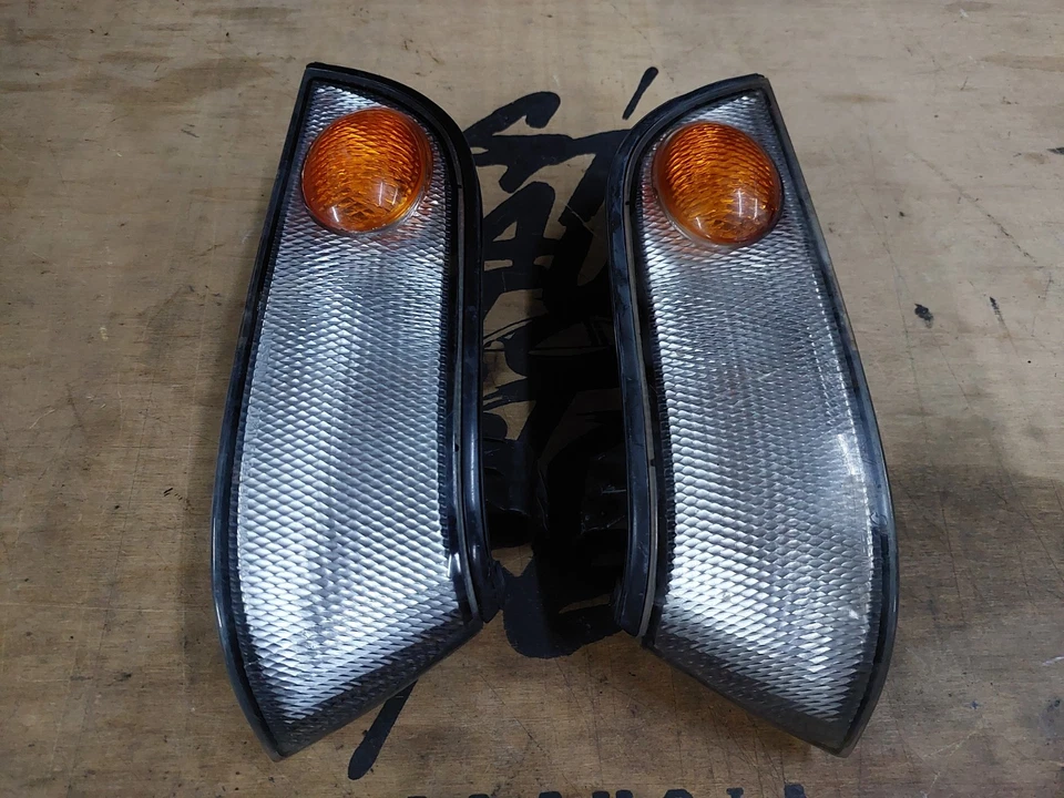JDM Nissan Cefiro OEM 1988-1994 A31 Corner Lights Indicator Signal - Image 1 of 4