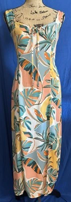 Women's Gorgeous Tropical Print Maxi Dress w/Split By Charlotte Russe, Size M - Image 1 of 4