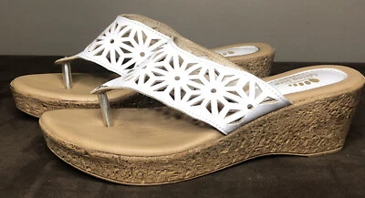 SPRING STEP Italy Flirtatious Flip Flop Wedge SANDALS Shoes White Heel Size 7.5 - Image 1 of 4