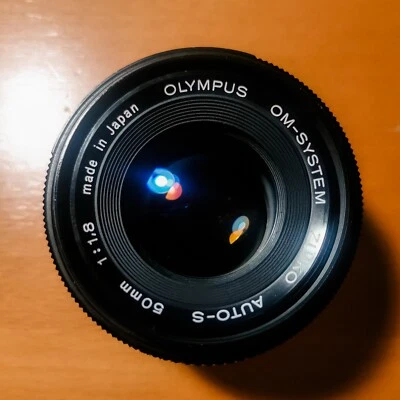 [Exc 5*] Olympus OM Zuiko F1.8 Lens Made in Japan Serial N.5227674 (Kamerastore) - Imagen 1 de 4