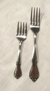Oneidacraft deluxe stainless Chateau Baby Fork Youth Fork - Picture 1 of 3
