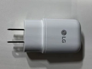 LG Charge Brick White - Picture 1 of 4
