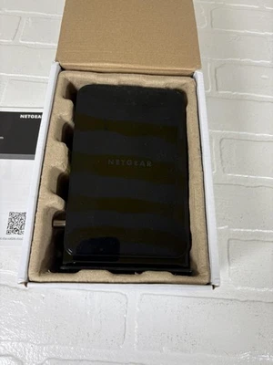 NETGEAR CM500 Cable Modem DOCSIS 3.0 Xfinity Spectrum Cox w/ Adapter & Cable - Image 1 of 4