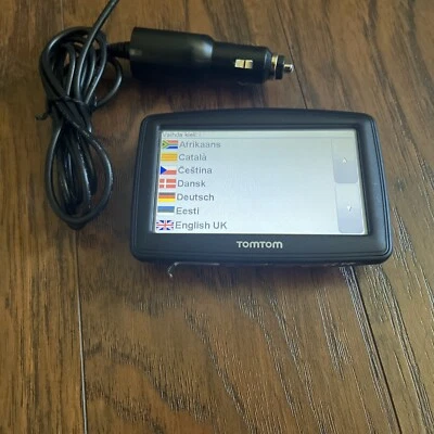 TomTom XL 4ET03 GPS Navigation System 4.5" with Car Cord Tested - Image 1 of 4