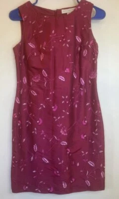 Vestido bordado 100 % seda Foto 1 de 4