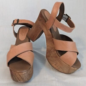 Musse & Cloud Fierg Tan Sandals Size 8 Heel 4.75" Platform 2.25" Rise 2.5" - Picture 1 of 9