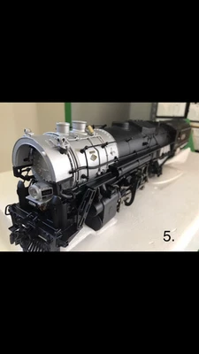 2005--new in box-O Scale K-Line Berkshire & Tender 2-8-4 ATSF #4198 Pre-War  - Image 1 of 4