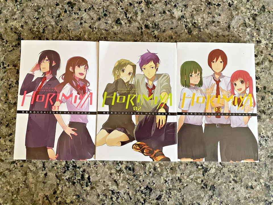 Horimiya Vol. 1, 2 y 3 Hero Daisuke Hagiwara EX+ Estado Foto 1 de 3