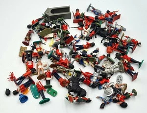 Vintage Toy Soldiers Mixed Lot Painted Figures and Accessories - #1003 - Picture 1 of 6