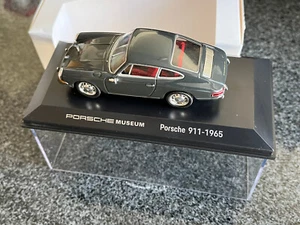 PORSCHE OFFICIAL 1965 911 1:43rd MODEL WELLY LIMITED EDITION RARE - Picture 1 of 10