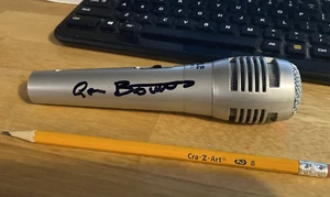 ROCK LEGEND GRAHAM BONNET SIGNED MICROPHONE BLACKMORE’S RAINBOW ALL NIGHT LONG - Picture 1 of 1
