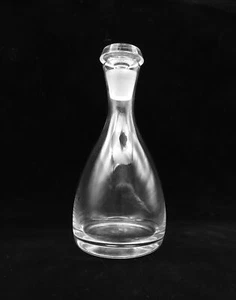 LENOX CRYSTAL CLEAR GLASS DECANTER WITH ORIGINAL GLASS STOPPER - Picture 1 of 5