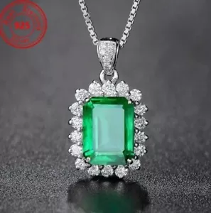 Starlite 10 ct Lab created Moissanite/Diamond Emerald Pendent and Earrings set - Picture 1 of 14