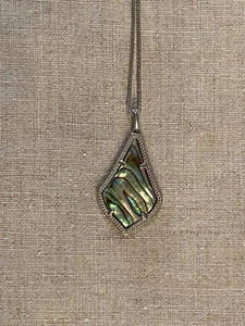Kendra Scott Necklace Pendant Silver Abalone with Adjustable Slide, New-other - Picture 1 of 6
