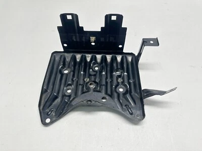 H40142 2004-2006 Nissan Murano Battery Tray Holder OEM - Image 1 of 4