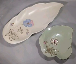 2 VINTAGE ROYAL WINTON LEAF SHAPED ‘PANSY ’ DISHES WITH GILDING HAND PAINTED - Picture 1 of 23