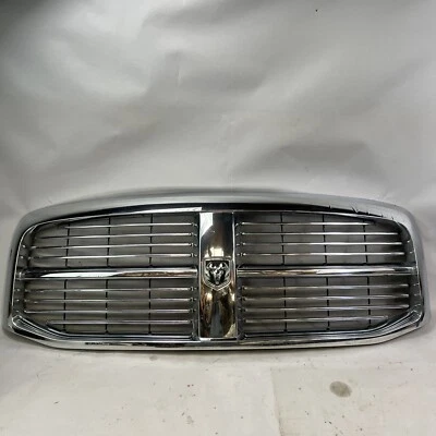 Dodge Ram 3500 2006-2010 parrilla chasis cromo OEM Foto 1 de 4