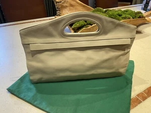 Stunning Vintage Bottega Veneta Ivory Bag Tote with Top Handle & Garment Bag - Picture 1 of 12