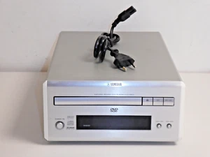 Yamaha DVD-E810 DVD-Player in Silber, serviced, 2 Jahre Garantie - Bild 1 von 4