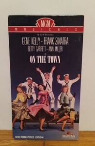 On the Town (VHS, 1992) Gene Kelly, Frank Sinatra, Betty Garrett, Ann Miller 