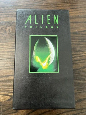 Alien Trilogy VHS Box Set w/ Alien, Aliens, & Alien 3 (1993, Sigourney Weaver) - Image 1 of 4