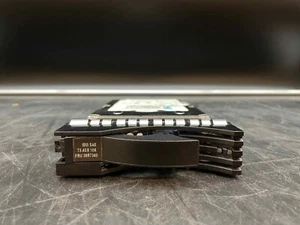 IBM 73GB 10k SAS HDD w/Caddy, 39R7340 - Picture 1 of 3