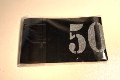 Faja de 50 cumpleaños, suministros de fiesta de feliz 50 cumpleaños 50 y fabulosa diversión festiva Foto 1 de 2