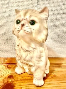 Vintage blauäugiges langes Haar weißes Kätzchen Porzellan Skulptur Mitte des Jahrhunderts Japan 8 Zoll hoch - Bild 1 von 11