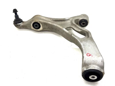 Brazo de control inferior delantero derecho VW TOUAREG 2011-2017 OEM 7P0407152E Foto 1 de 4