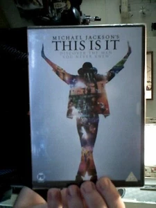 MICHAEL JACKSON THIS IS IT -BEHIND THE SCENES LOOK MUSIC DVD CHRISTMAS SAVE ££S - Picture 1 of 1
