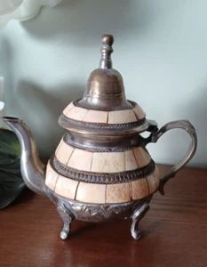 UNIQUE VTG MIXED METAL BONE DESIGNED DECORATIVE TEAPOT---7" W x 7 3/4" T - Picture 1 of 8