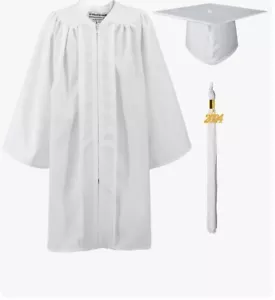 Child Matte White Graduation Cap & Gown - Preschool & Kindergarten (L)33 (A5) - Picture 1 of 3