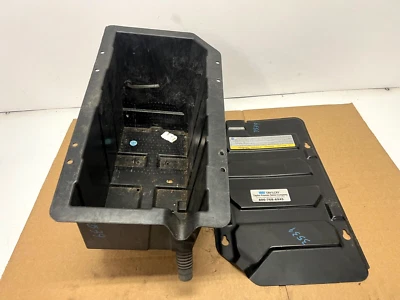 10-13 MERCEDES SPRINTER BATTERY TRAY HOLDER LOWER & UPPER COVER SET, OEM LOT3539 Foto 1 de 4