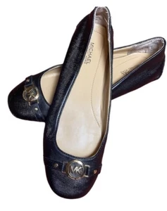 Michael Kors Black Flats With Gold Buckle On The Front. Size 7.5 - Picture 1 of 4