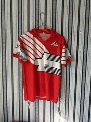Camiseta deportiva vintage de fútbol local de Suiza 1990-92 roja negra talla L Foto 1 de 4