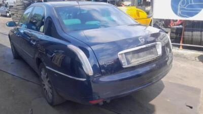 Feu arrière gauche Lancia Thesis 841 0060684979 P20754614 - Photo 1/3