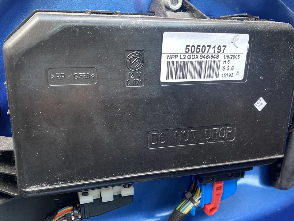 ALFA ROMEO BRERA/SPIDER FINESTRINO SINISTRO ORIGINALE ECU 50507197 - Immagine 1 di 1