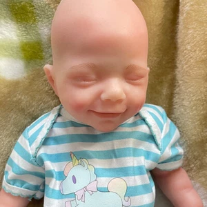 Full body silicone regenerated baby doll 15"soft and realistic weighted silicone - Picture 1 of 7