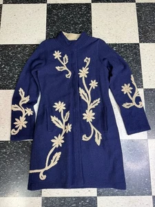 Chaqueta con apliques Anthropologie Sparrow Walking Trails azul marino talla M - Imagen 1 de 9