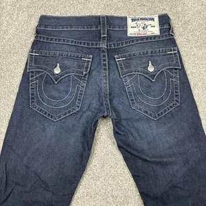 Jeans True Religion uomo 31 (vestibilità 33x34) blu denim taglio lavaggio scuro tasca con patta - Foto 1 di 11