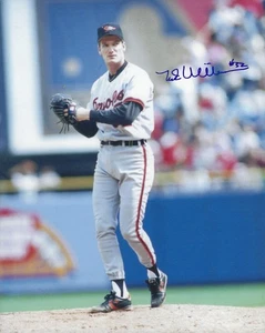 Autographed 8x10 Mark Williamson Baltimore Orioles Relief Pitcher 1987-94 - Picture 1 of 1