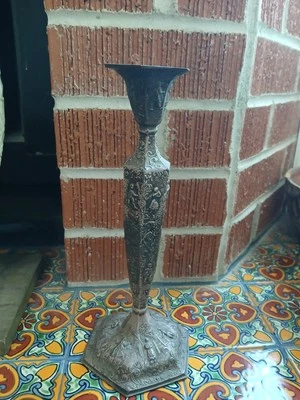 Antiguo CANDELABRO HOLANDÉS REPUJADO Plateado 10.25" Alto MARCA 99 Foto 1 de 4