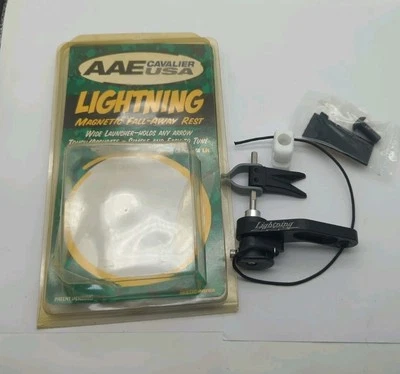 AAE Cavalier LIGHTING Magnetic Arrow Rest RIGHT Handed RH Archery Bow Hunting 02 - Image 1 of 4