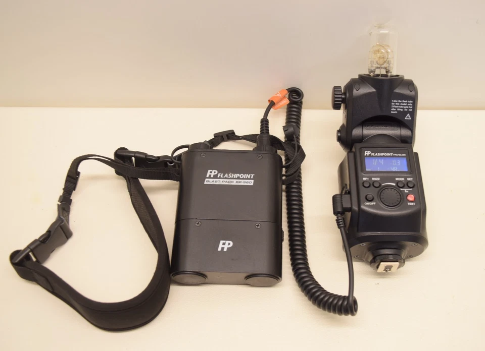 Flashpoint Streak Light 360ws FPLFSL360 Dome Diffuser w/Blast Pack BP-960 - USED - Image 1 of 4