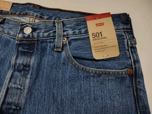 Jeans Levi's 501 Originales Para Hombre 34x32 Botón Mosca Reg Pierna Recta Azul Denim Nuevos con Etiquetas - Imagen 1 de 14
