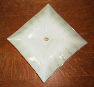 Lámpara de techo cuadrada vidrio cóncavo 14 1/2 pulgadas pantalla 2 bombillas hecha en EE. UU. - Imagen 1 de 7