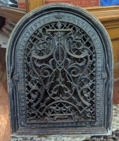 Antique Cast Iron Arched Top Wall Register Heat Grate 17 x 13.5 Old Vintage Cover