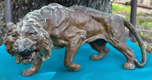 Antique Cast Iron Bengal Tiger Big Cat on the Prowl Painted Victorian Big RARE! - Imagen 1 de 6