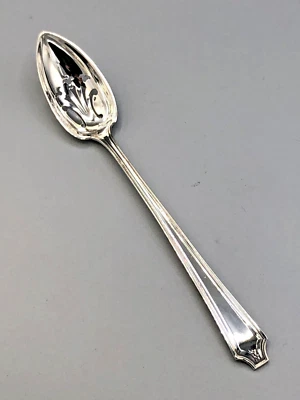 King Albert by Whiting Sterling Silver pierced Olive Spoon 6" - Изображение 1 из 4